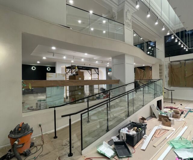commercial frameless glass railings