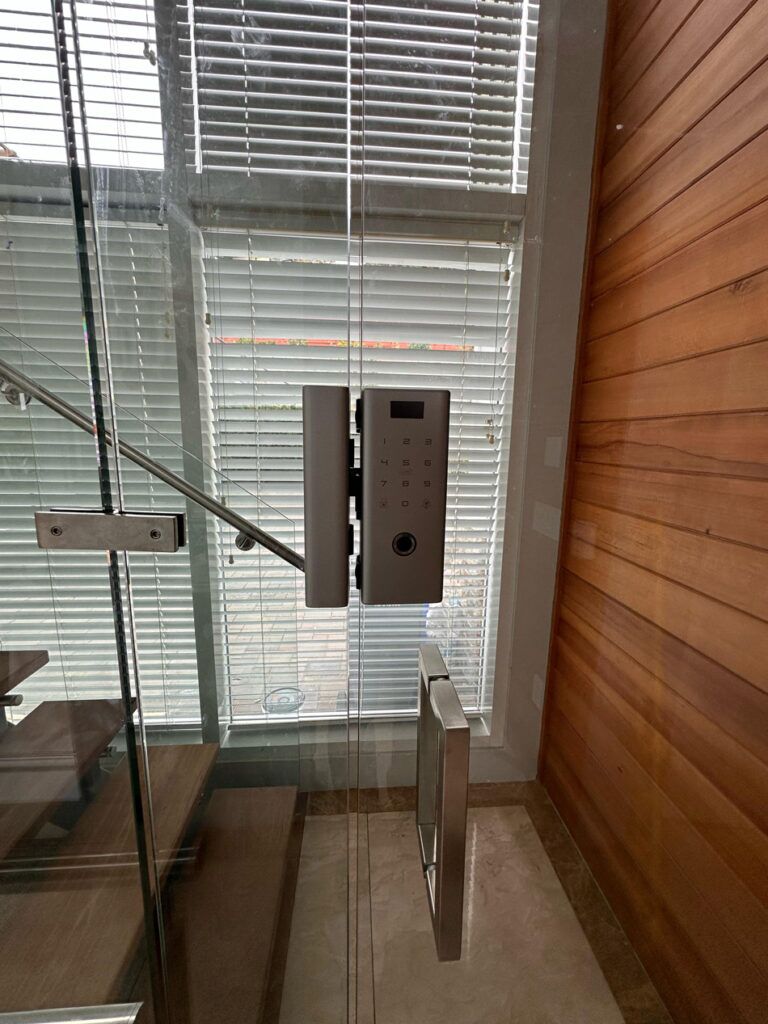 Glass Partition West Vancouver